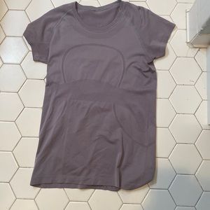 Lululemon swiftly tech short sleeve